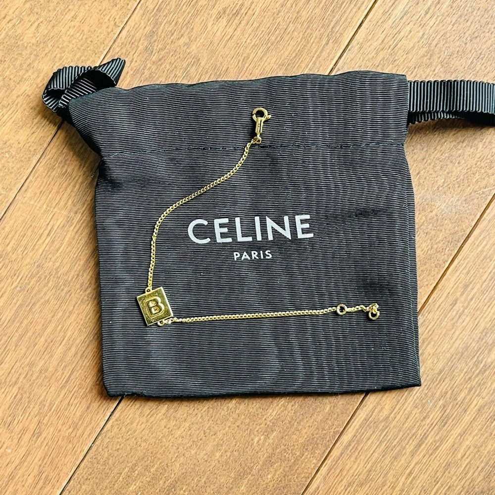 CELINE
Alphabet Initial 'B’ Letter Station Bracelet